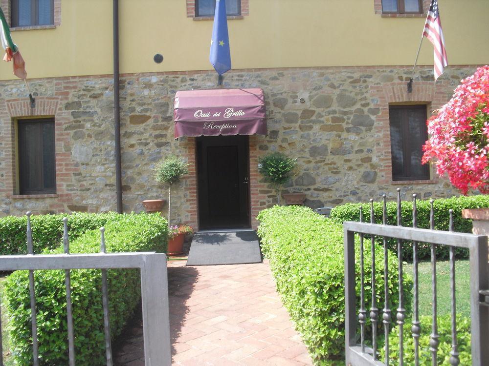 Oasi Del Grillo Aparthotel Castelnuovo Berardenga Exteriör bild