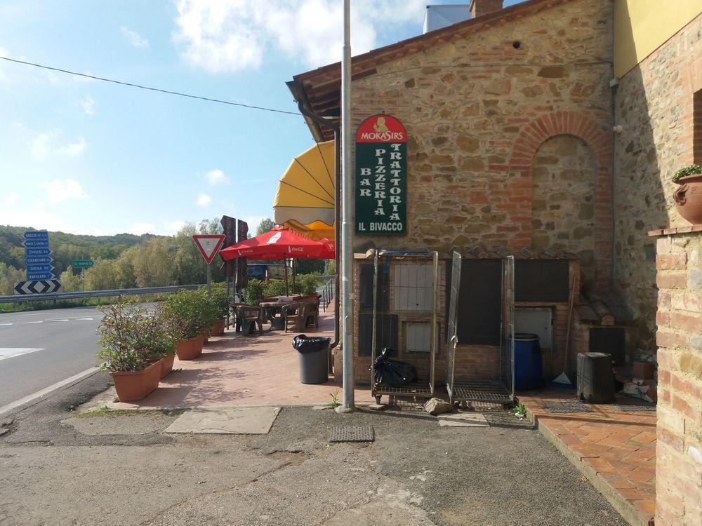 Oasi Del Grillo Aparthotel Castelnuovo Berardenga Exteriör bild