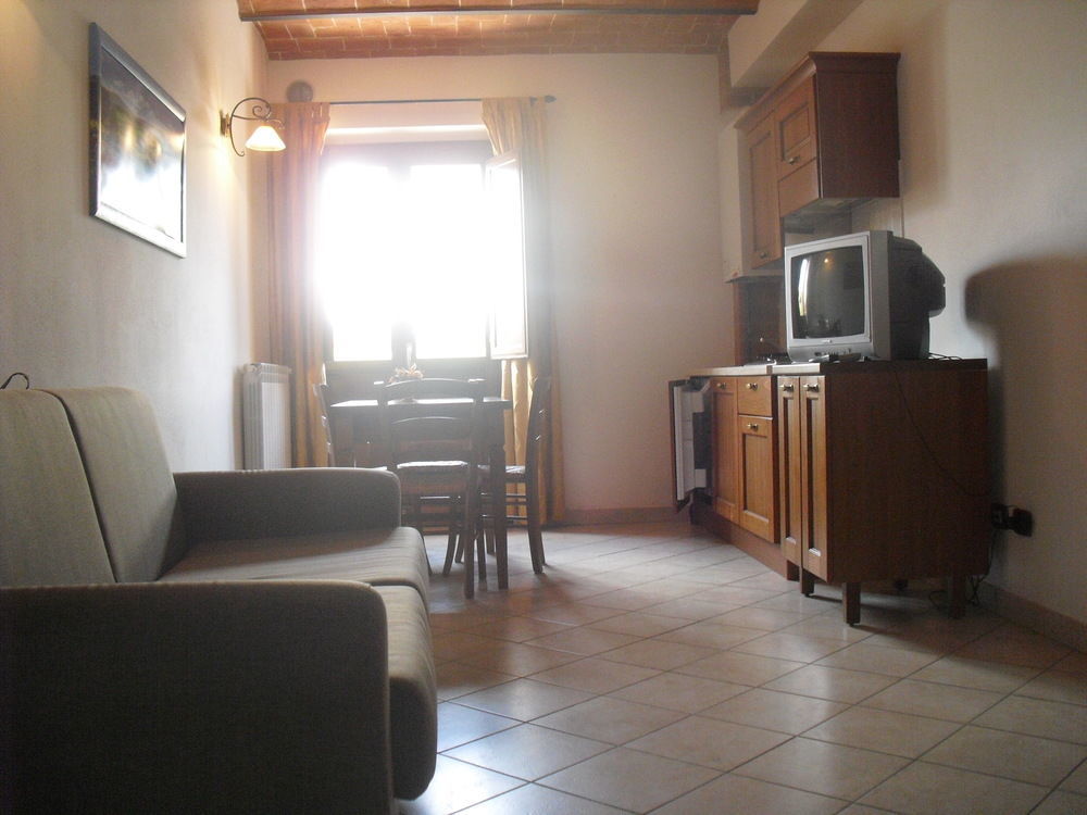 Oasi Del Grillo Aparthotel Castelnuovo Berardenga Exteriör bild