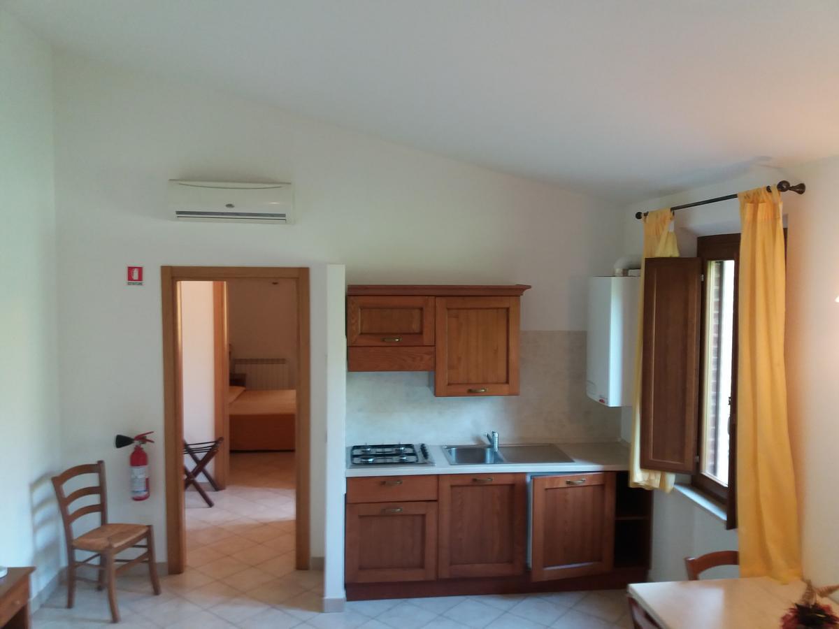 Oasi Del Grillo Aparthotel Castelnuovo Berardenga Exteriör bild